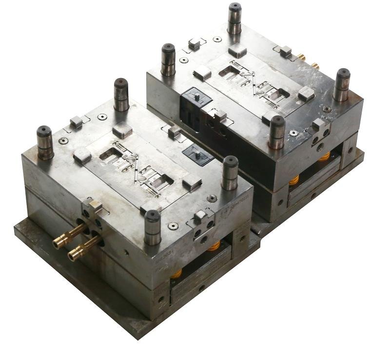 Plastic insert mold from China Manufacturer SUZHOU FANGCHANG